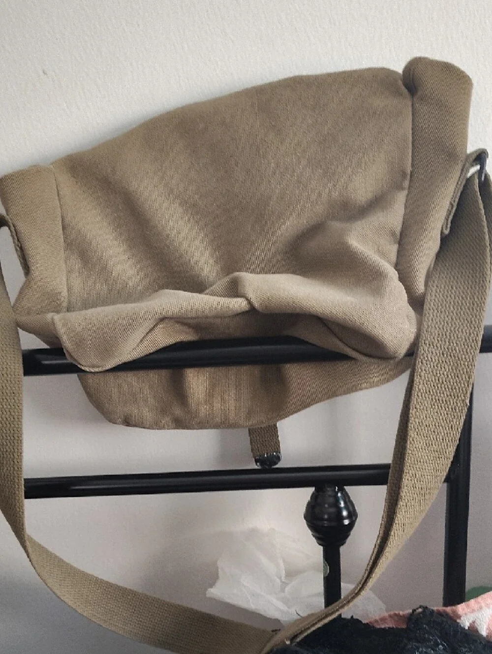 Classic Canvas Messenger Bag in Olive